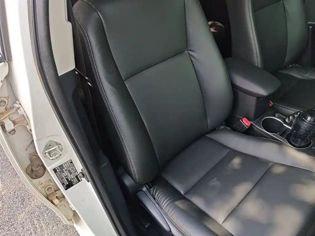 Toyota Levin 2014 1.6G CVT Elite Edition фото 25
