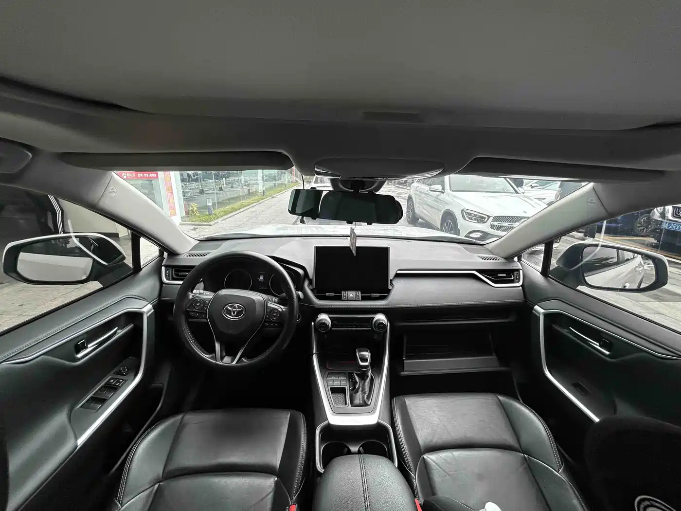 Toyota Wildlander 2021 2.0L CVT 2WD Luxury Edition фото 9