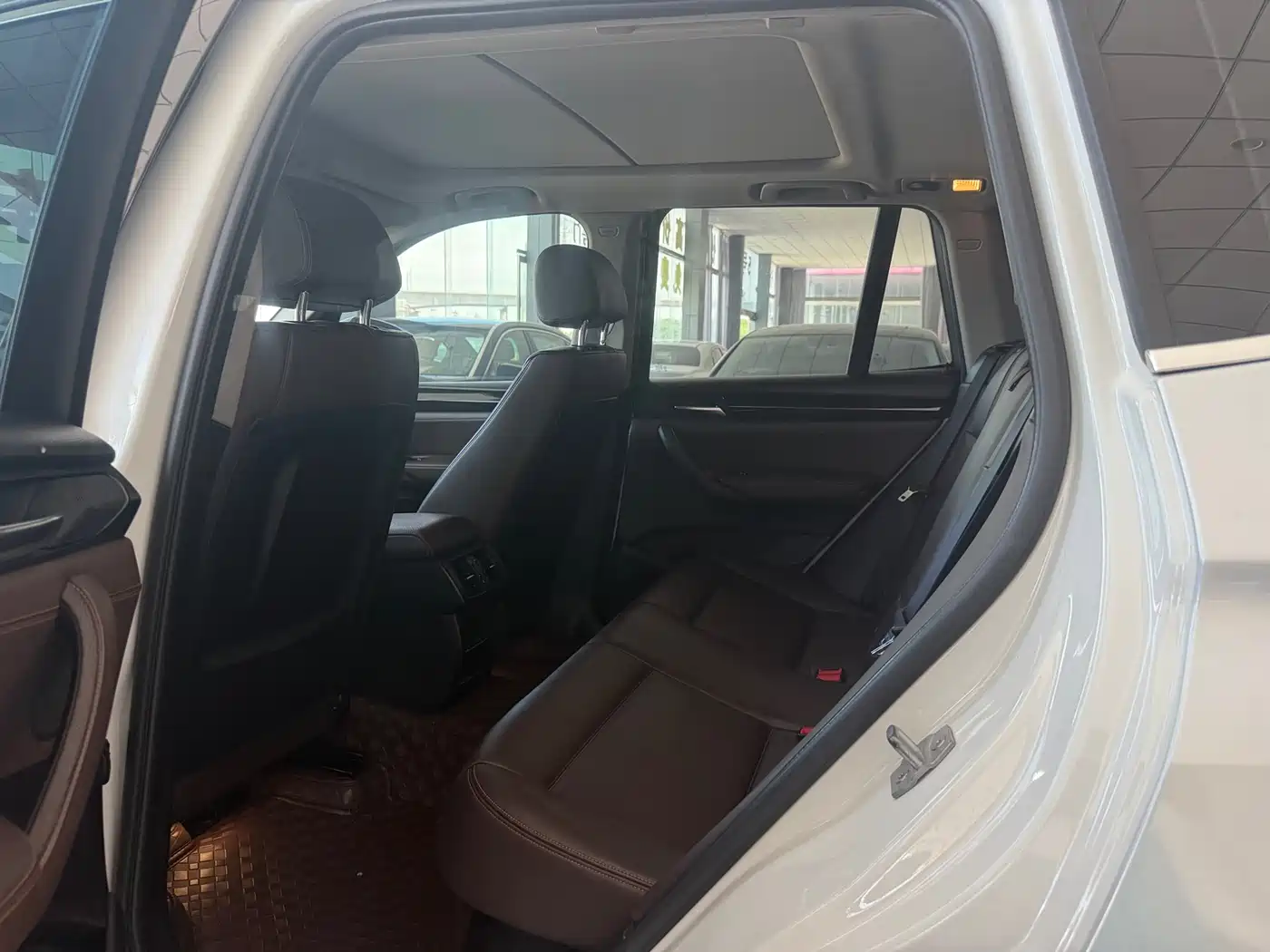 BMW X3 (Import) 2014 xDrive20i X Design Package фото 5