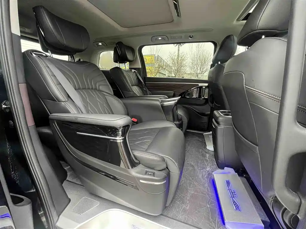 GAC Trumpchi Trumpchi M8 2024 Master Series 400T Premium Edition фото 8