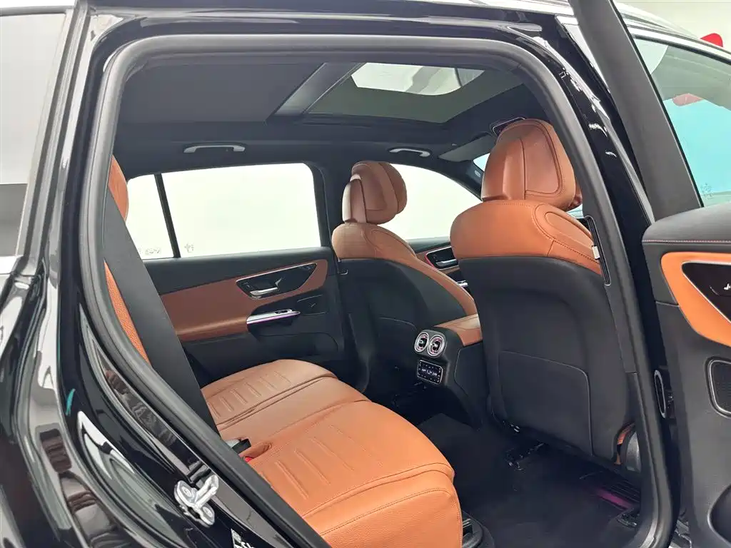 Mercedes-Benz GLC 2024 GLC 300 L 4MATIC Dynamic 7-seater фото 21