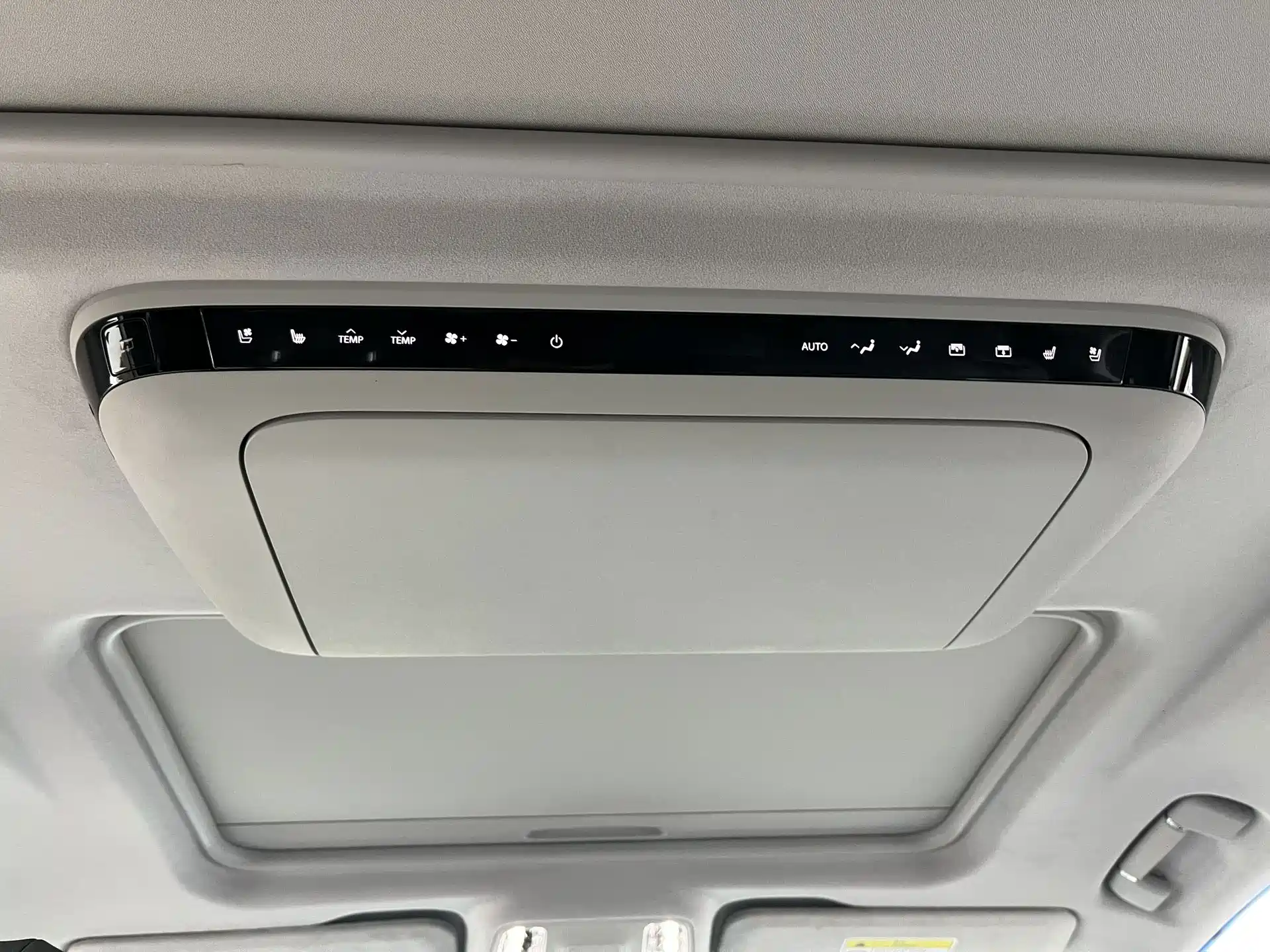 Фото 6 - Buick GL8