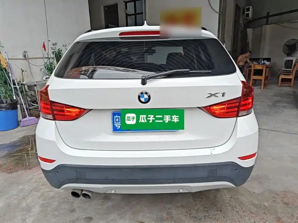 BMW X1 2014 sDrive18i Leading Edition фото 6