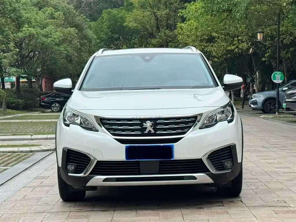 Peugeot 5008 2017 350THP 7-seat Elite Edition фото 2
