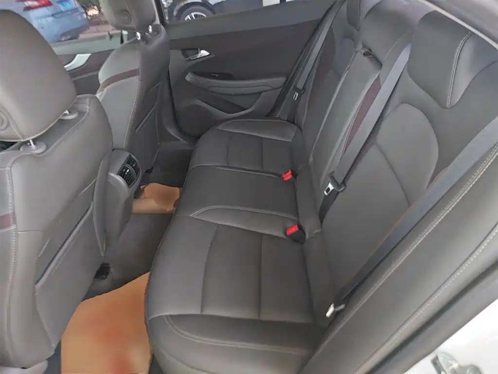 Chevrolet Malibu 2018 530T Automatic Luxury Edition фото 17