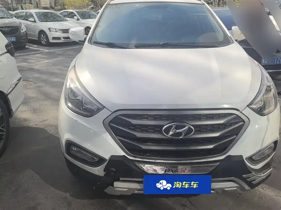 Hyundai Beijing Hyundai ix35 2015 2.0L Automatic 2WD Comfort China V фото 2