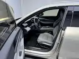 صورة 16 - Lynk & Co 08 EM-P
