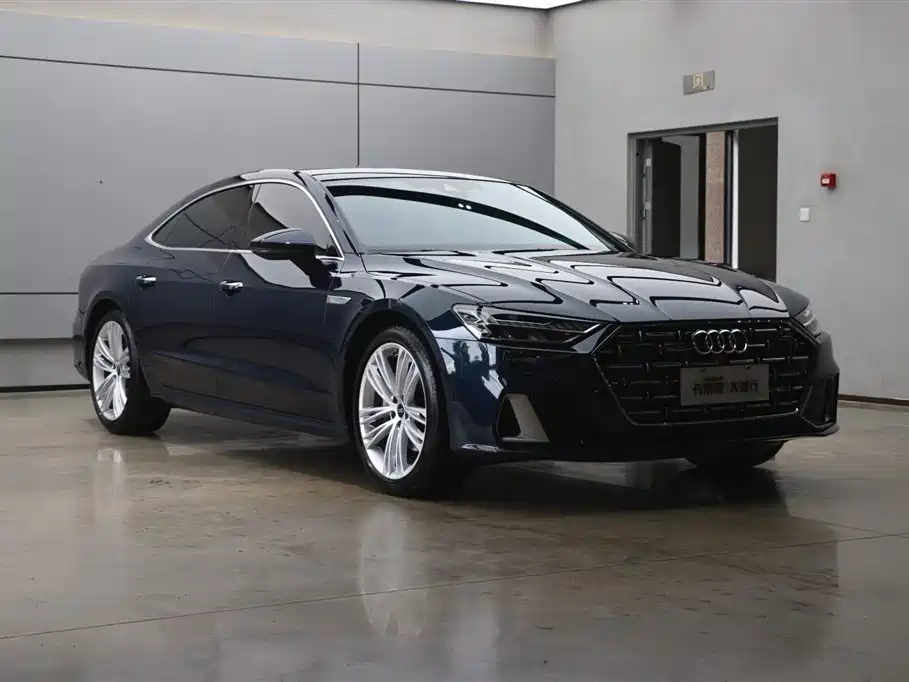 Audi A7L 2024 45 TFSI quattro Premium Luxury фото 26