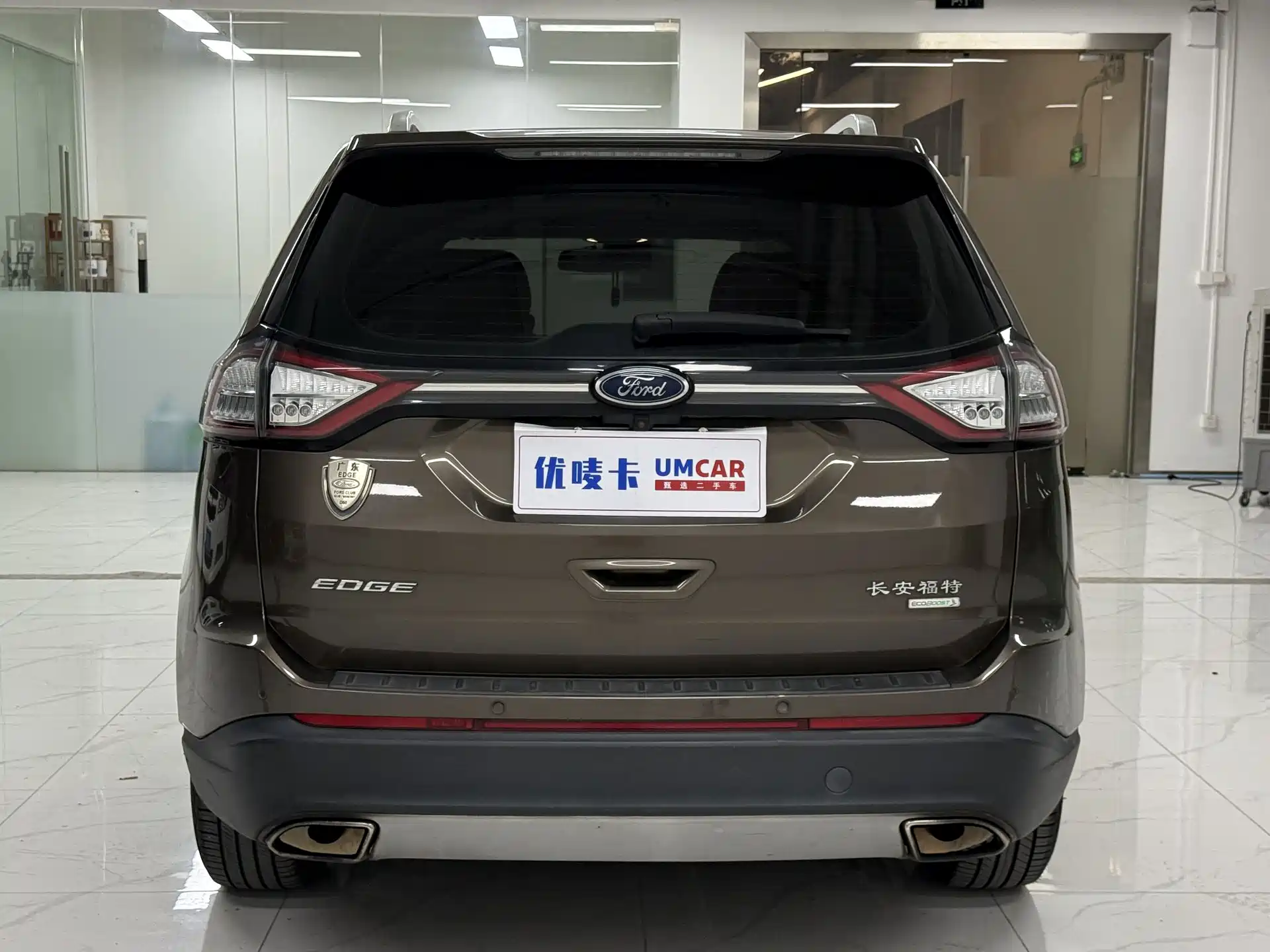 Фото 5 - Ford Edge