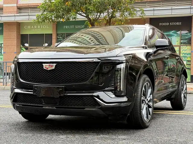 Cadillac XT5 2025 2.0T Luxury — фото 1