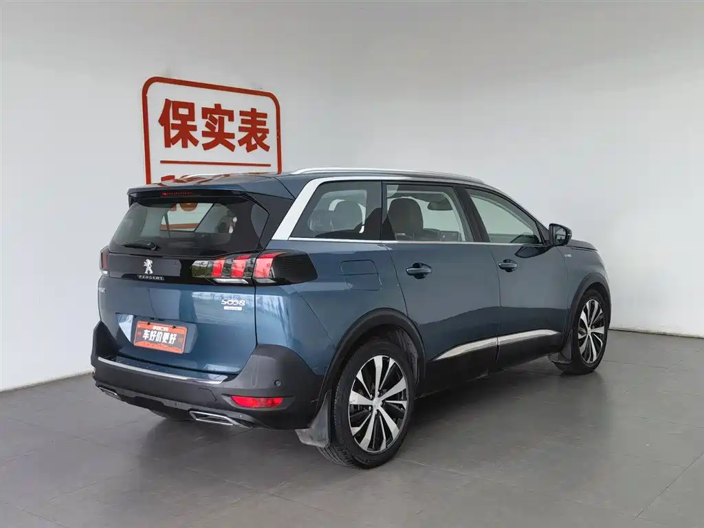 Peugeot 5008 2017 380THP 7-seat Luxury Edition фото 2