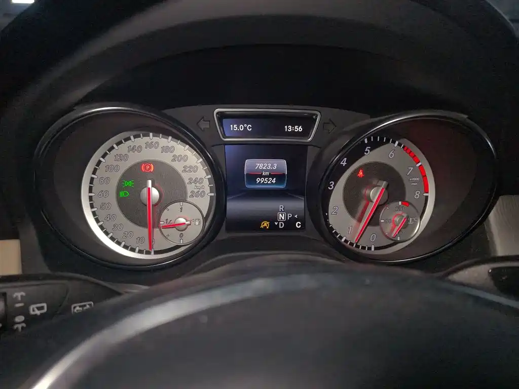 Mercedes-Benz GLA 2016 GLA 200 Dynamic фото 5