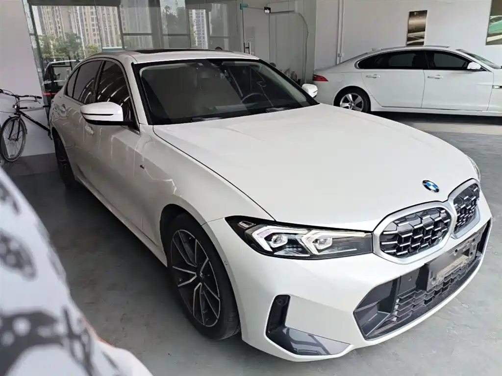 BMW 3 Series 2023 325Li M Sport Package фото 4