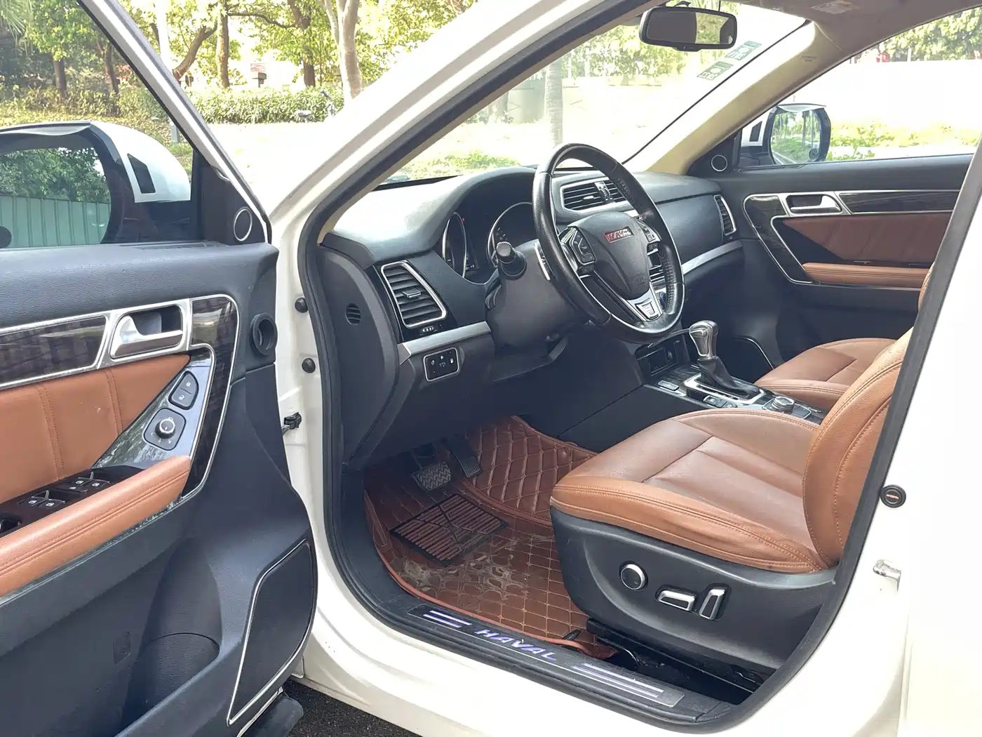 Haval H6 Coupe 2015 Blue Label 2.0T 2WD Premium фото 10