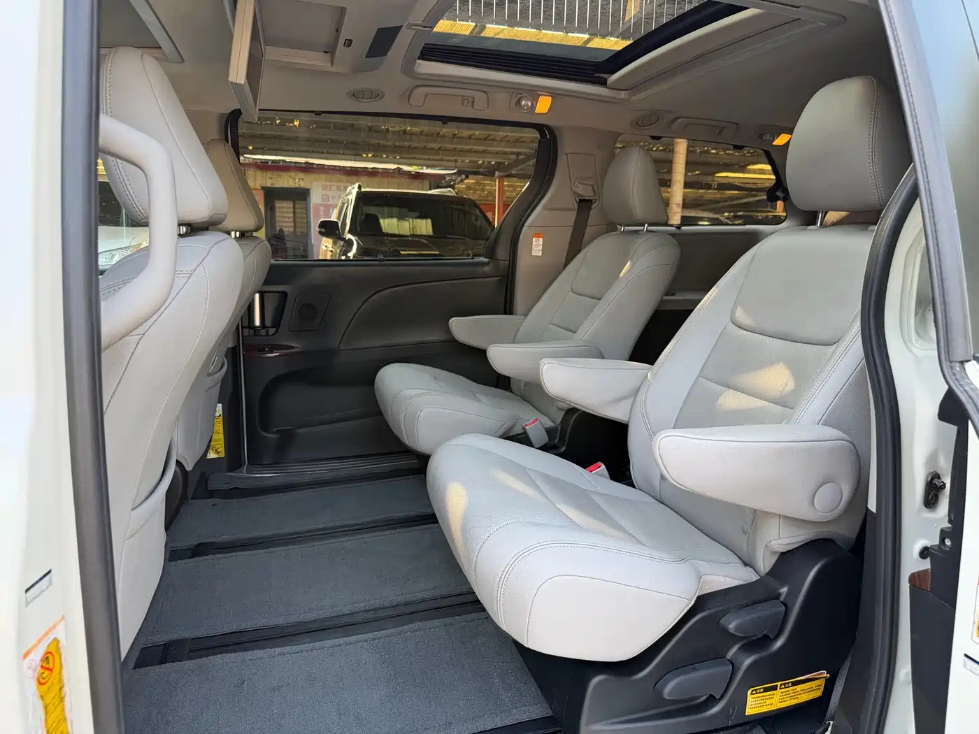 Toyota Sienna 2016 2016 3.5L 4WD LIMITED