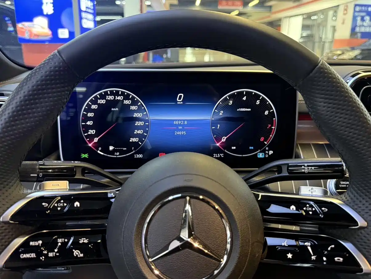 Mercedes-Benz C-Class 2023 C 200 L Sport фото 10