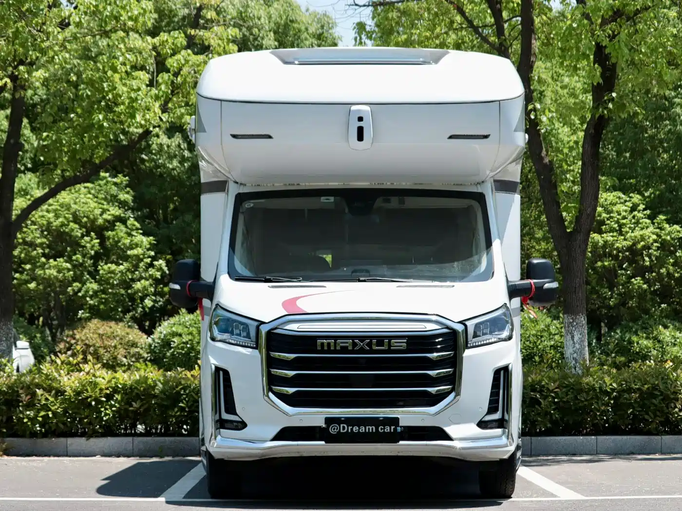 SAIC Maxus V100 RV 2022 Model 2.0T Life Home V100 Mountain Living Edition Longitudinal Bed фото 2