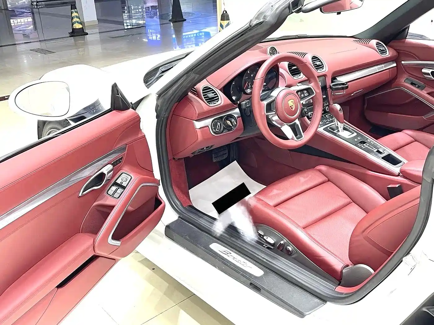 Porsche 718 2018 Boxster 2.0T фото 4
