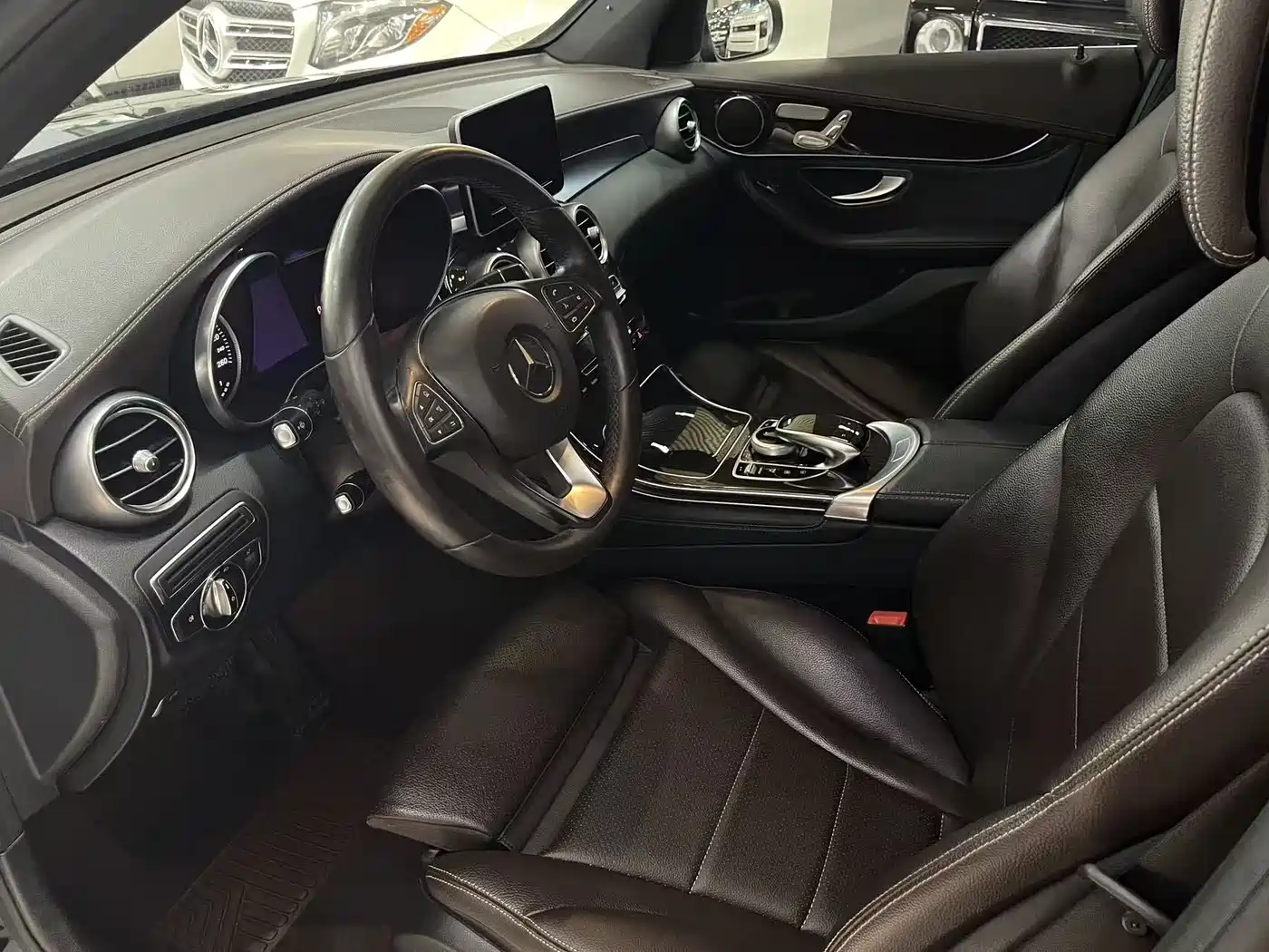 Mercedes-Benz GLC 2016 GLC 260 4MATIC Dynamic фото 7