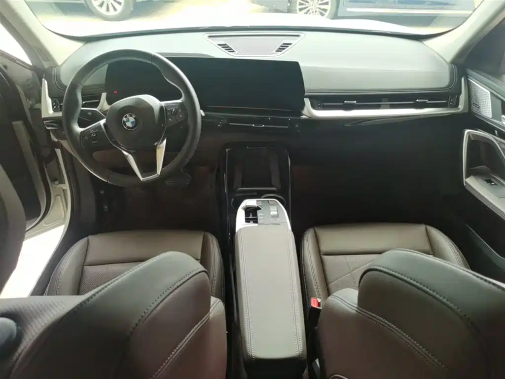 BMW X1 2023 sDrive25Li M Sport Package фото 16