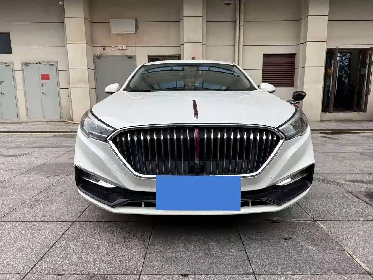 Hongqi H5 2020 1.8T Automatic Smart Connection Qi Rhythm Edition фото 2