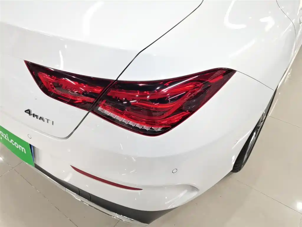 Mercedes-Benz CLA (Import) 2021 CLA 200 фото 8