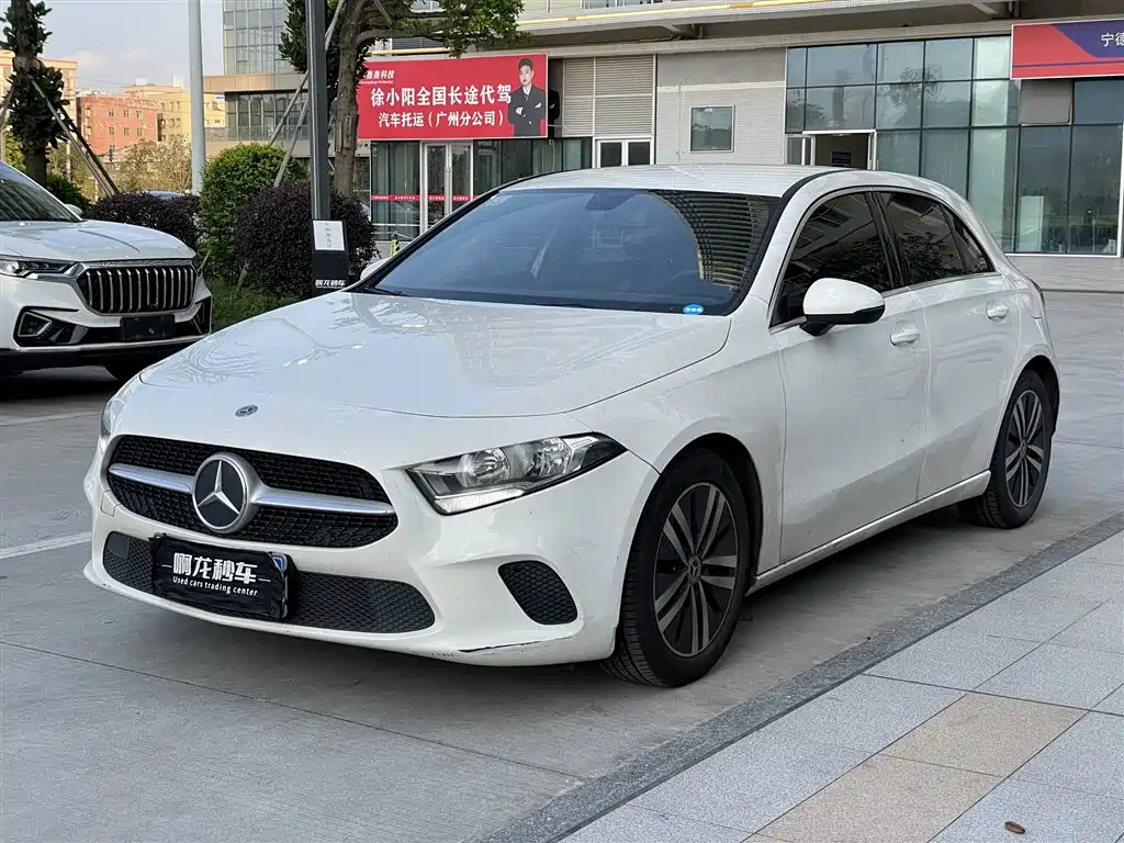 Mercedes-Benz A-Class (Import) 2020 A 180