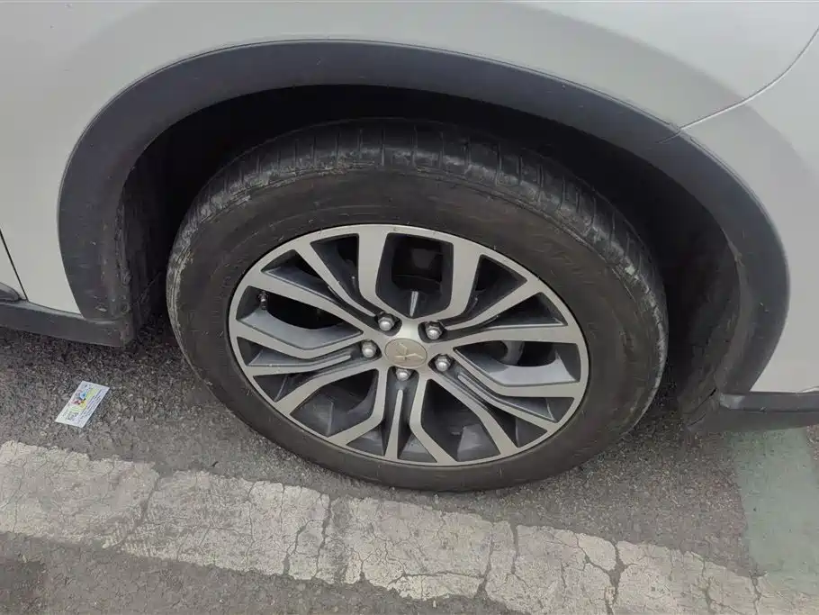 Mitsubishi Outlander 2018 2.0L 2WD Glory Edition 5-seater фото 6