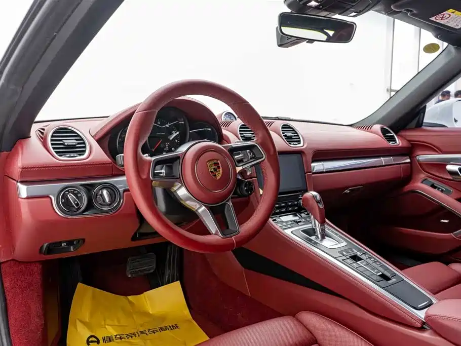 Porsche 718 2020 Boxster 2.0T фото 14
