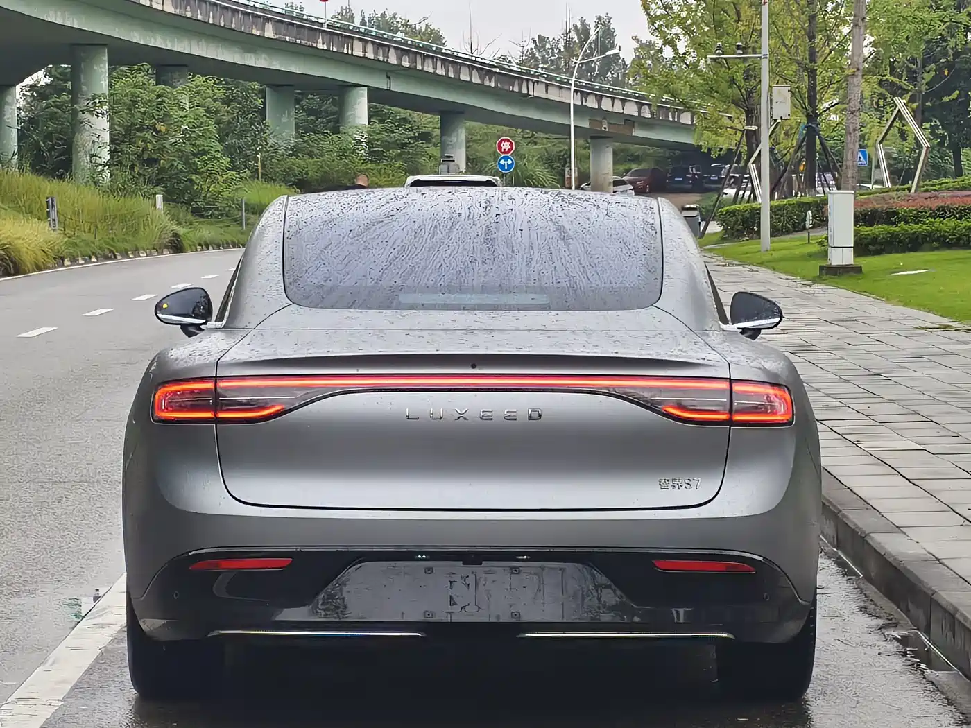 Zhijie S7 2024 2024 Max+ RWD Ultra Range Smart Drive