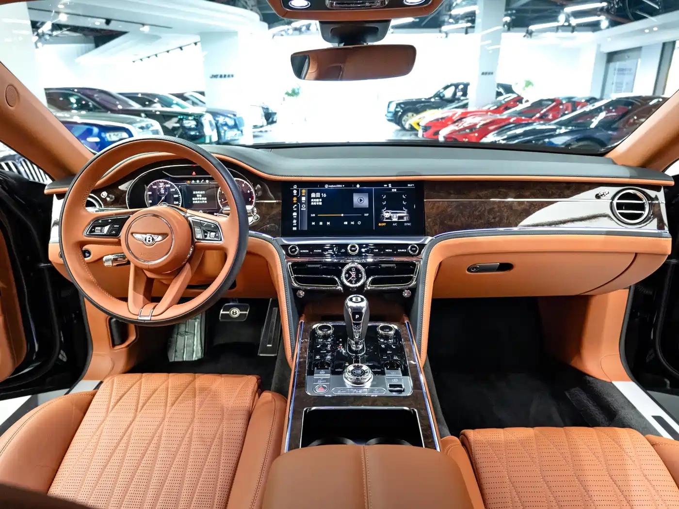 Bentley Flying Spur 2021 4.0T V8 Standard Version фото 5