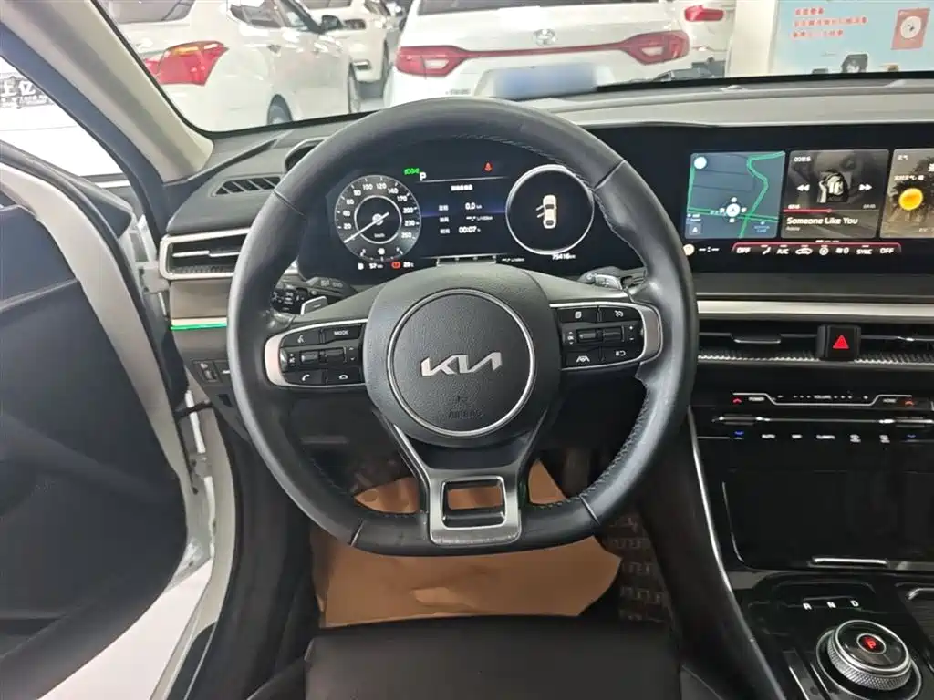 Kia K5 2021 270T CVVD Renewal Edition фото 11
