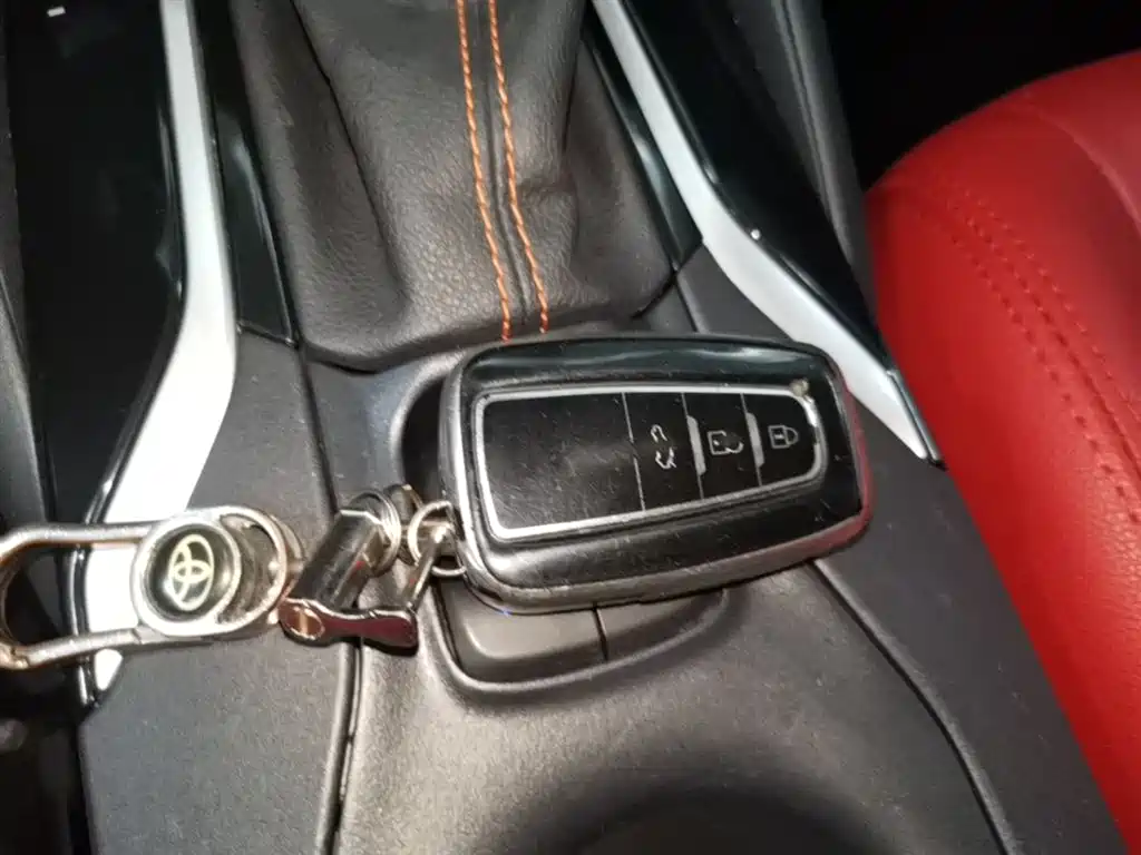 Toyota Corolla 2021 1.2T S-CVT Elite PLUS Edition фото 9