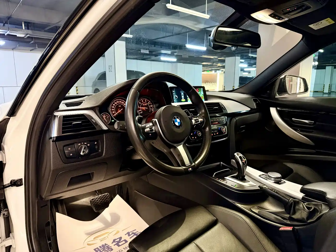 BMW 3 Series 2017 330i M Sport фото 10