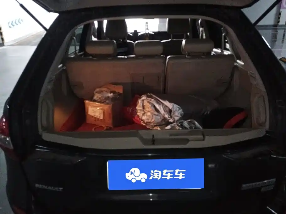 Renault Koleos (Import) 2013 2013 2.5L AWD Comfort Navigation Edition