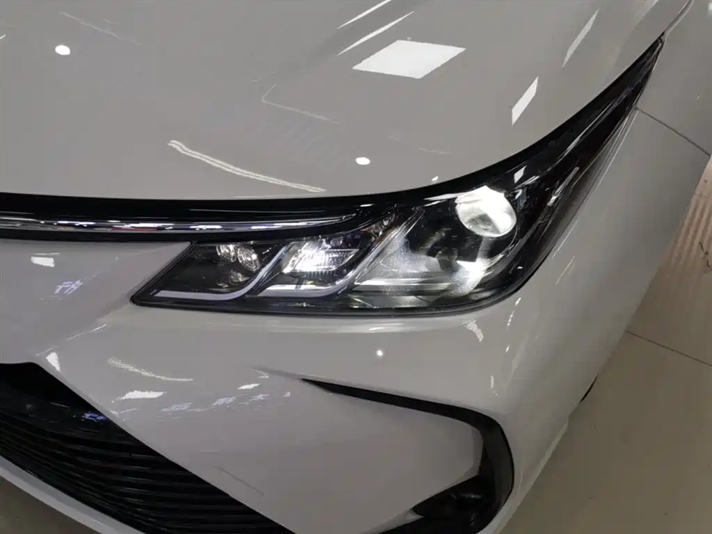 Toyota Corolla 2021 1.2T S-CVT Elite PLUS Edition фото 24