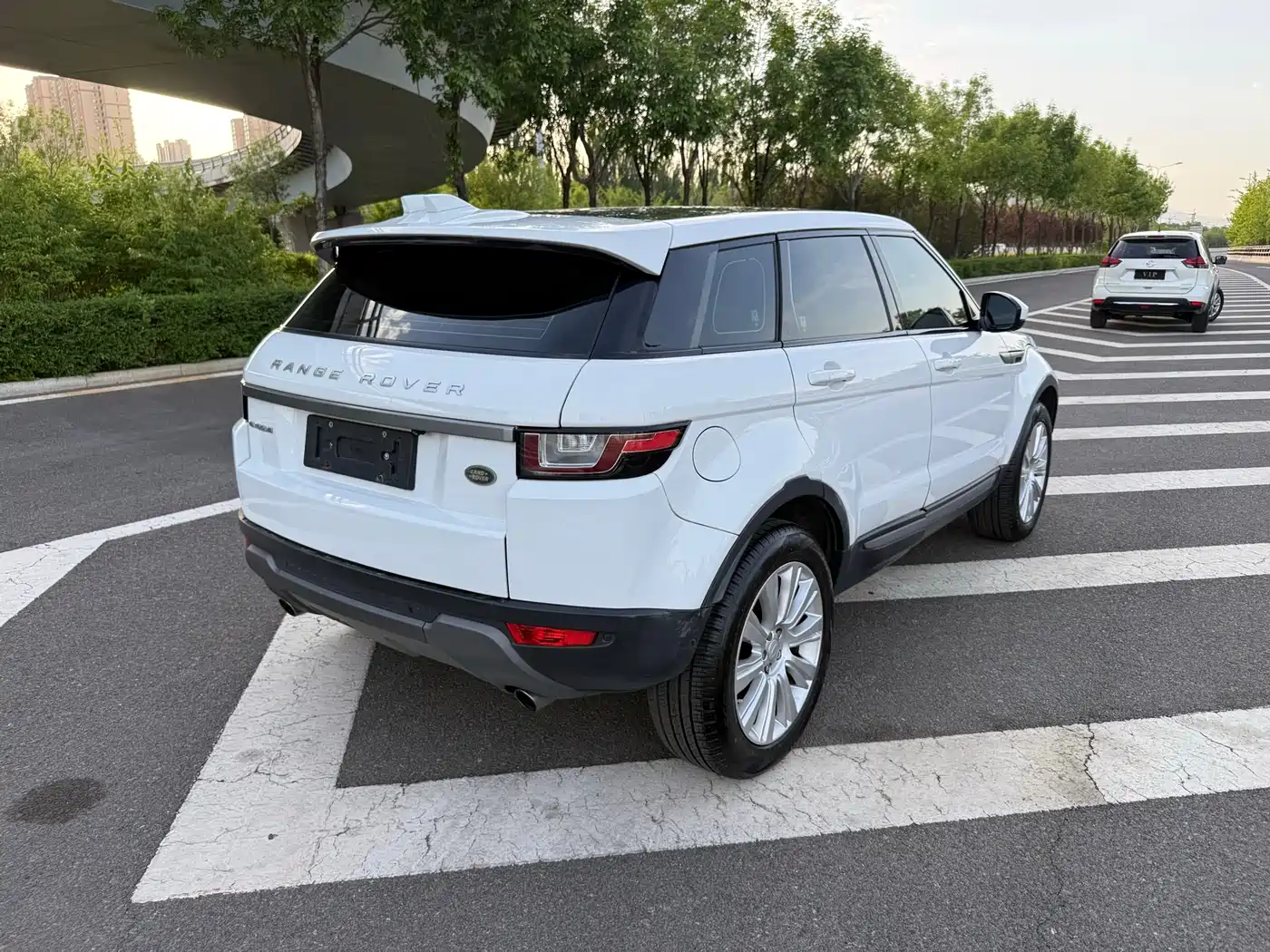 Land Rover Range Rover Evoque 2018 240PS SE Smart Edition фото 9