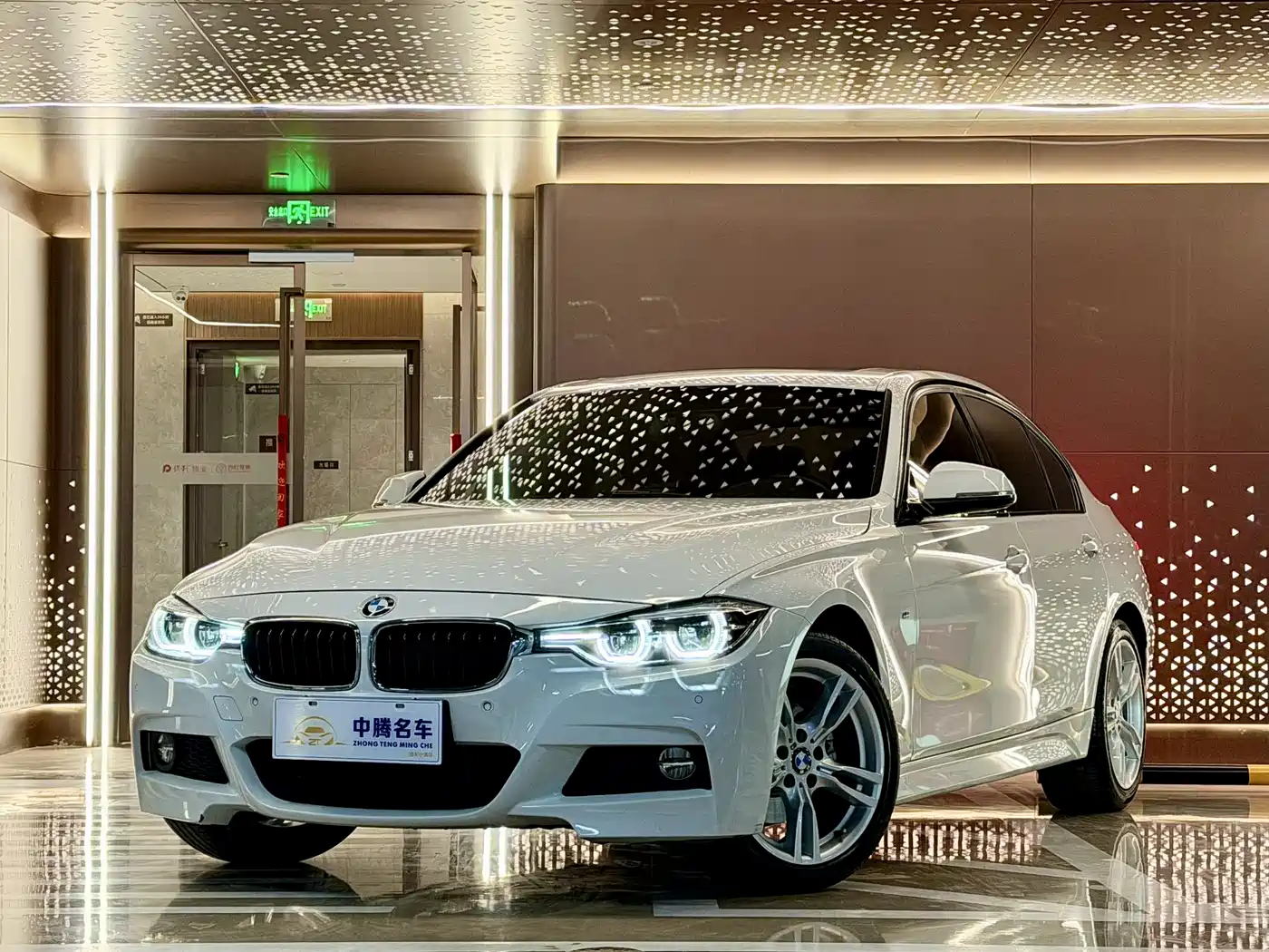 BMW 3 Series 2017 330i M Sport