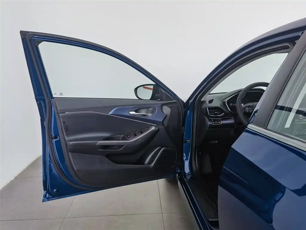 Hyundai Fista 2021 280TGDi DLX Luxury Edition фото 8