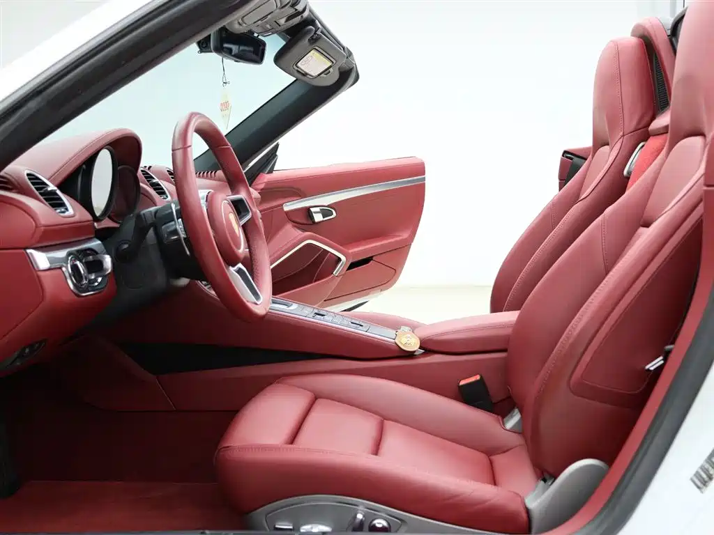 Porsche 718 2022 Boxster 2.0T фото 3