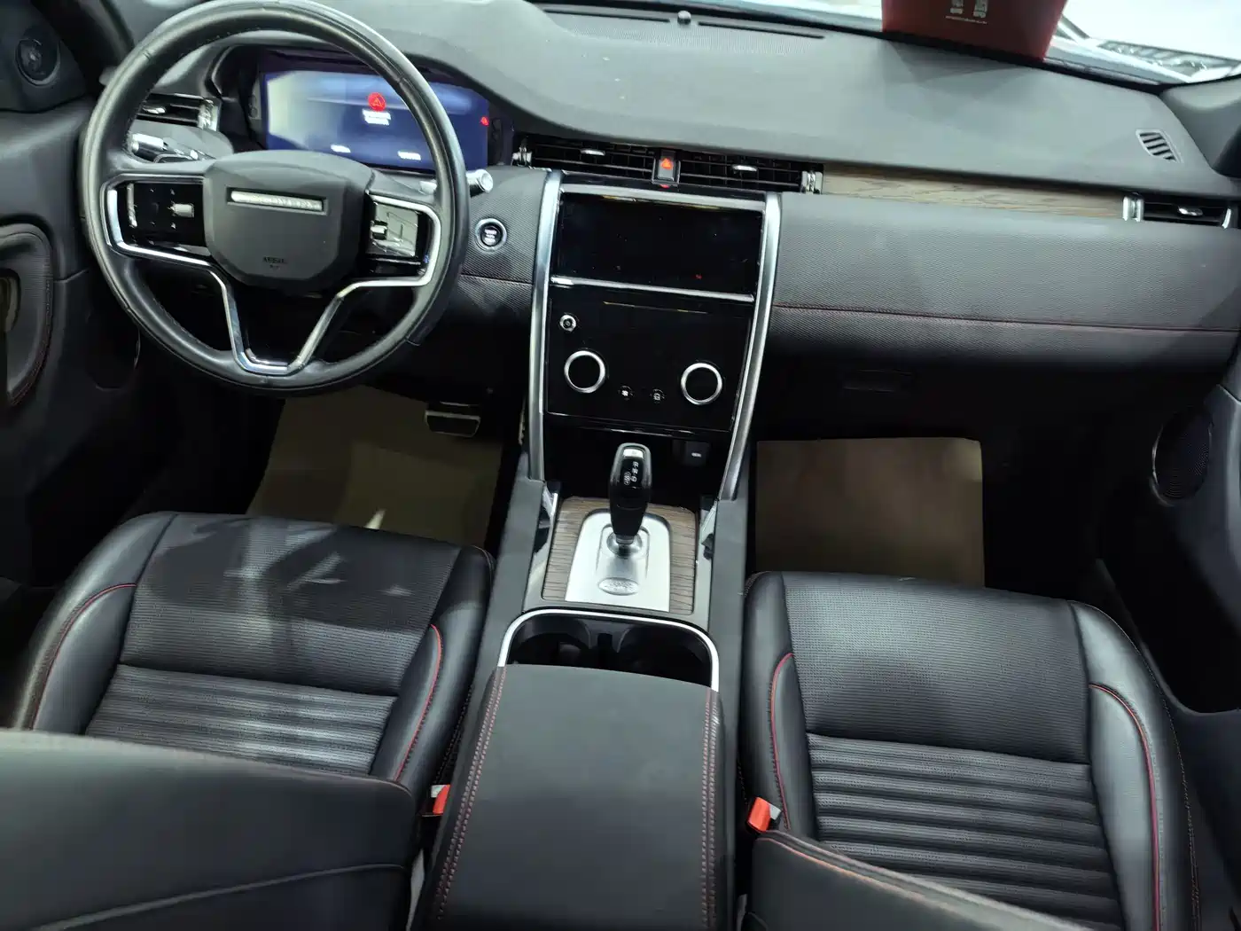 Land Rover Discovery Sport 2021 249PS R-Dynamic S Performance Edition фото 4