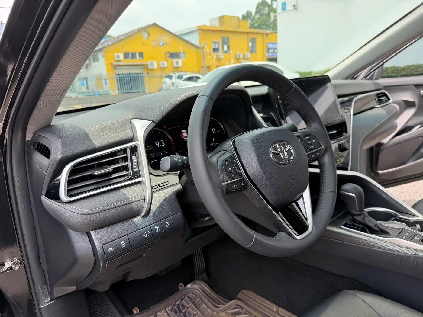 Toyota Camry 2022 2.5S Knight Edition фото 9