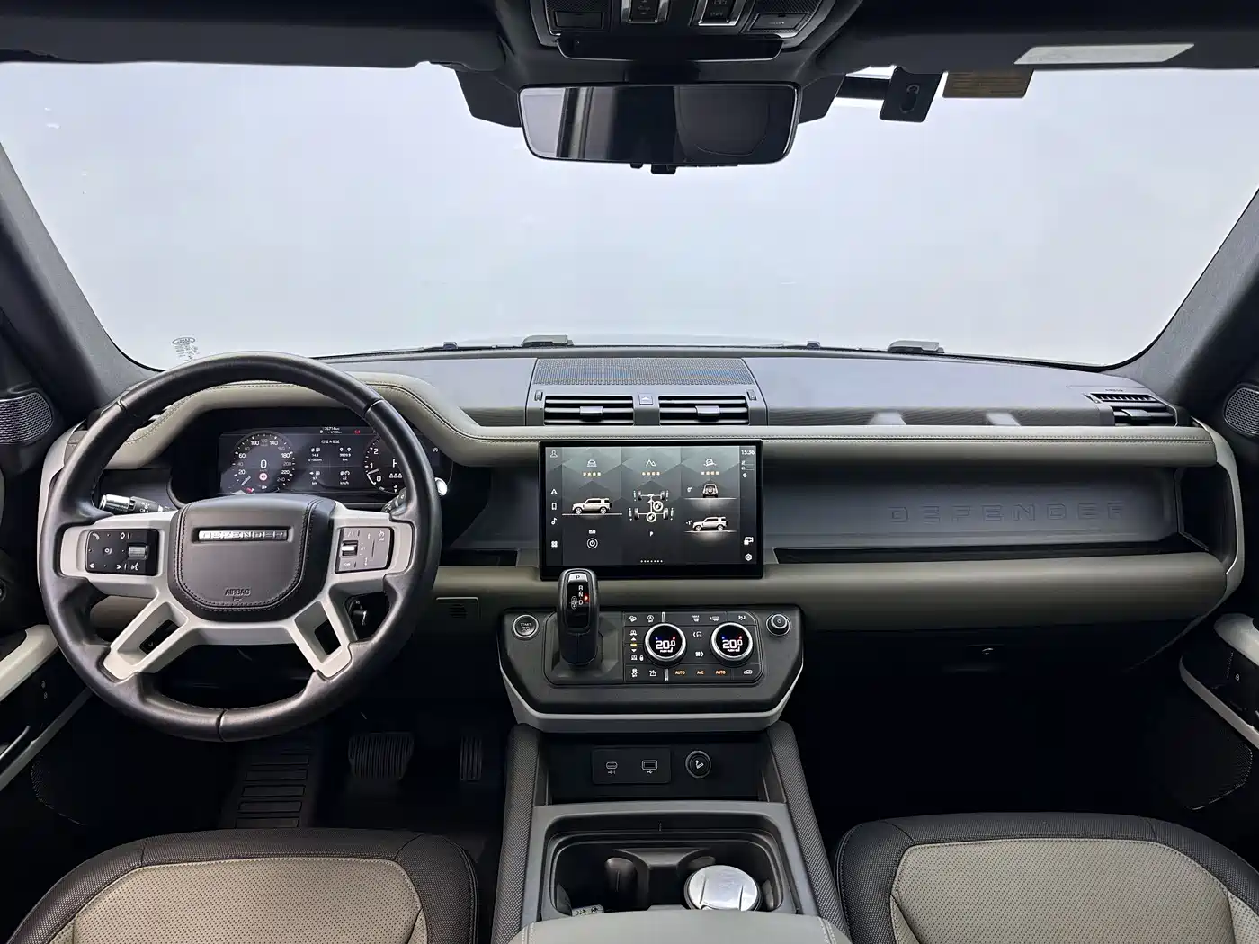 Land Rover Defender 2022 110 P400 X-DYNAMIC HSE фото 19