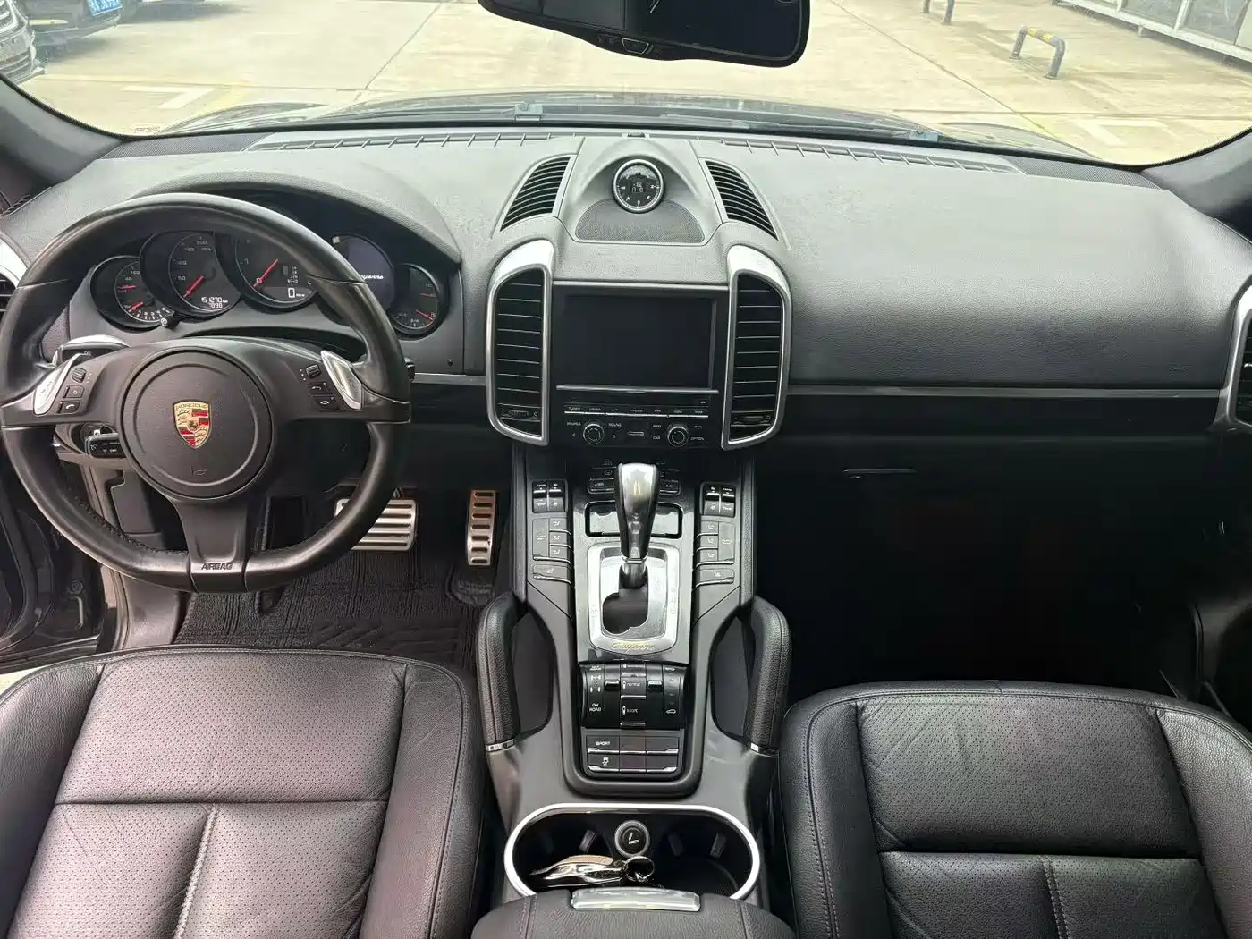 Porsche Cayenne 2014 Cayenne Platinum Edition 3.0T фото 4