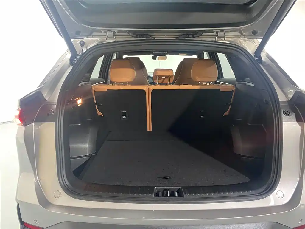 GEELY GALAXY GALAXY L7