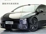 Фото 29 - Li Auto i6