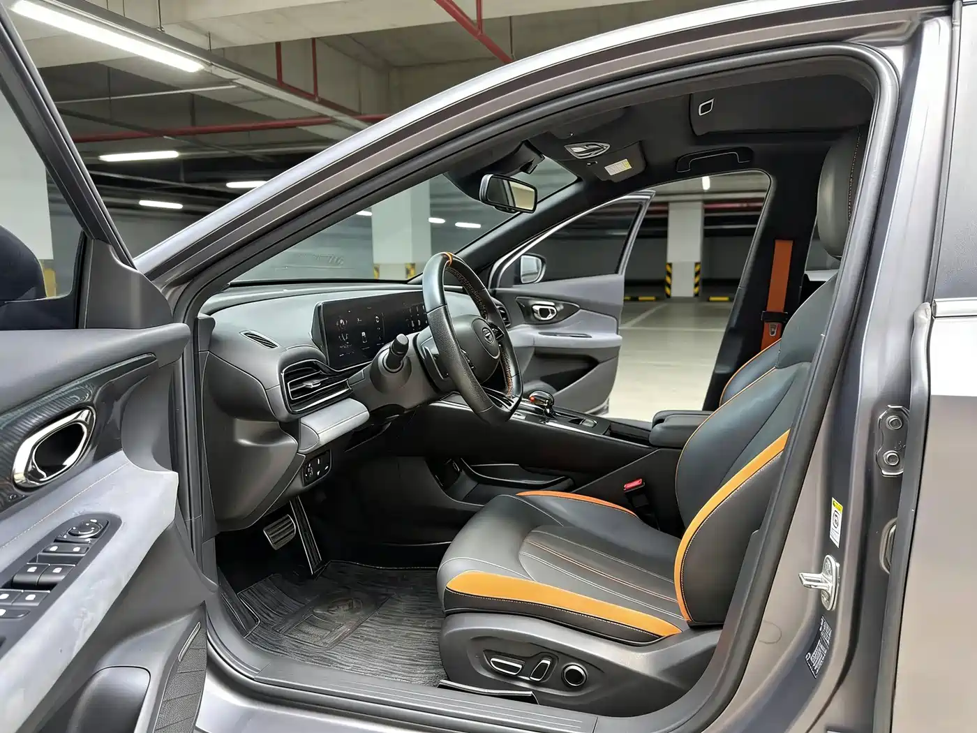 GAC Trumpchi Trumpchi Emkoo 2022 270T DCT J16 R-style Track Edition фото 4