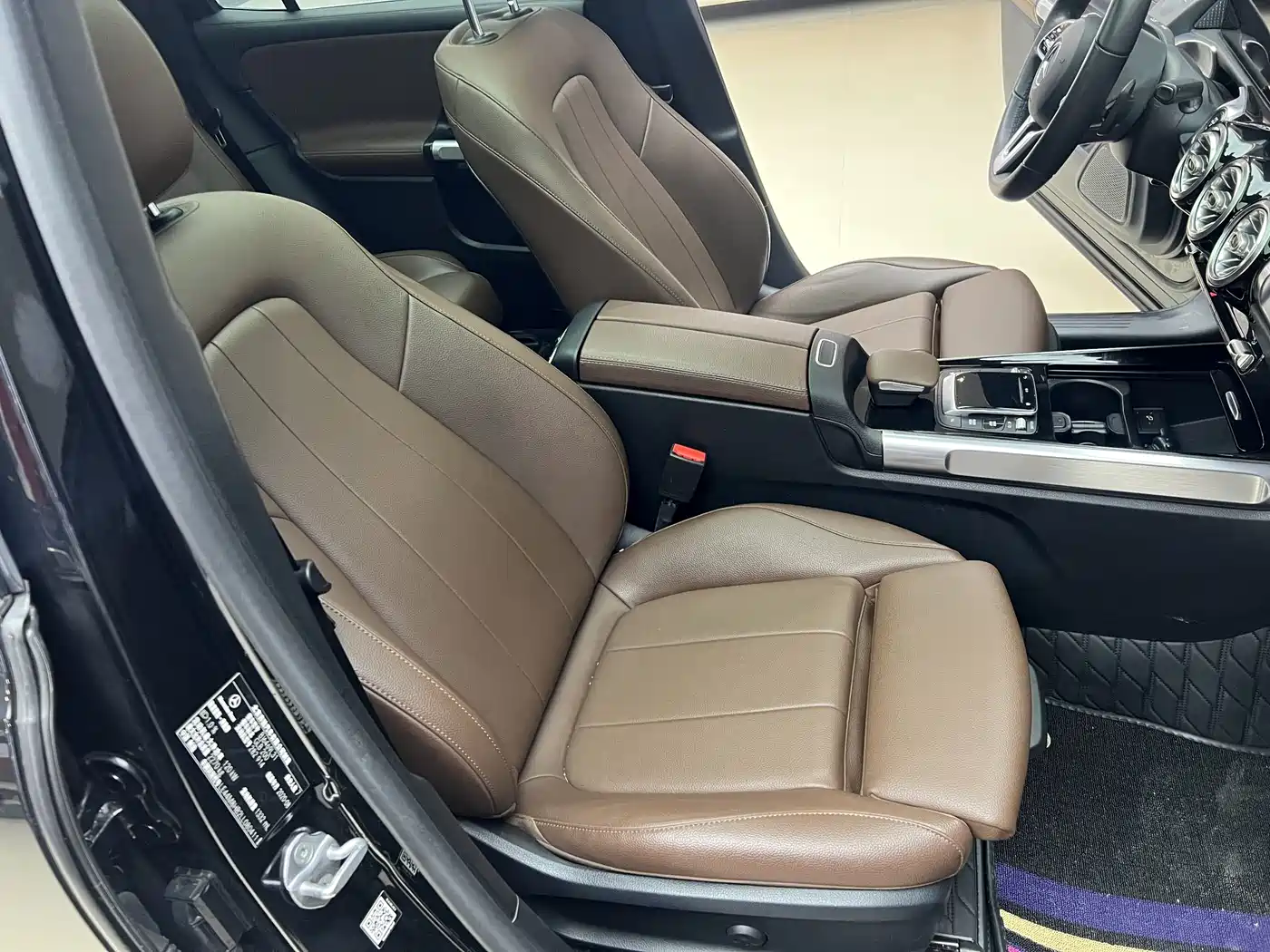 Mercedes-Benz GLB 2020 Facelift GLB 200 Style фото 13