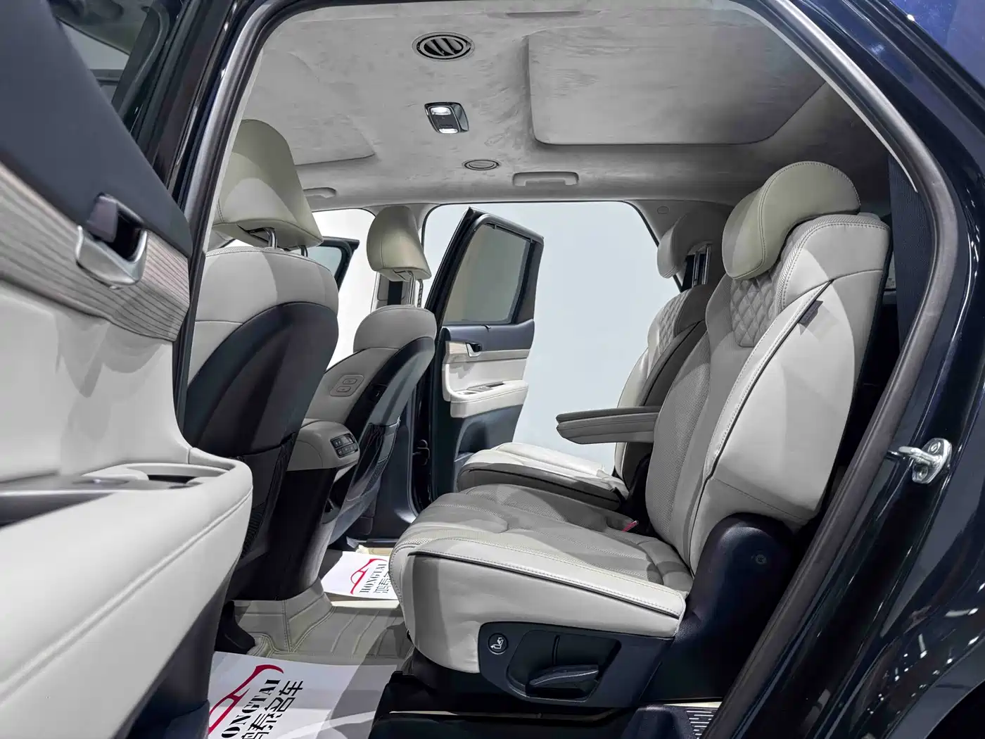 Hyundai Palisade 2021 3.5L Automatic 4WD GLS фото 16