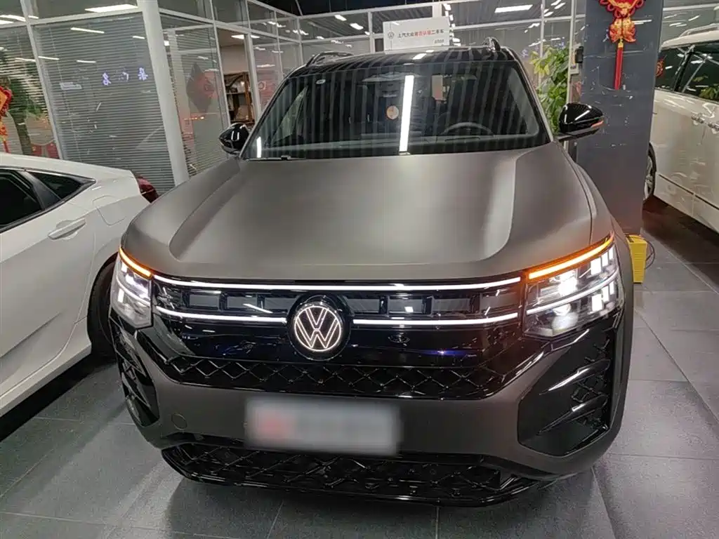Volkswagen Teramont 2025 Teramont Pro 450TSI 4WD Summit Edition фото 3
